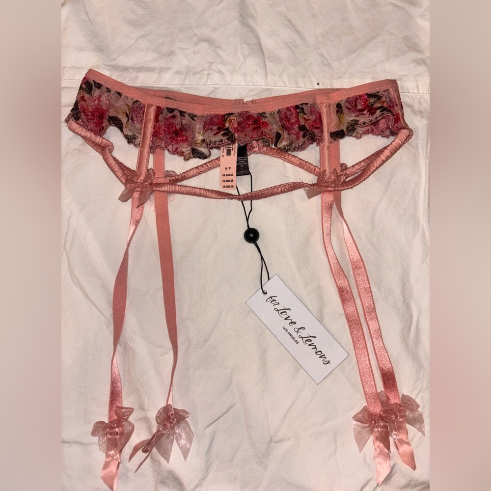 NWT Love and Lemons Pink Lace Garter Belt
